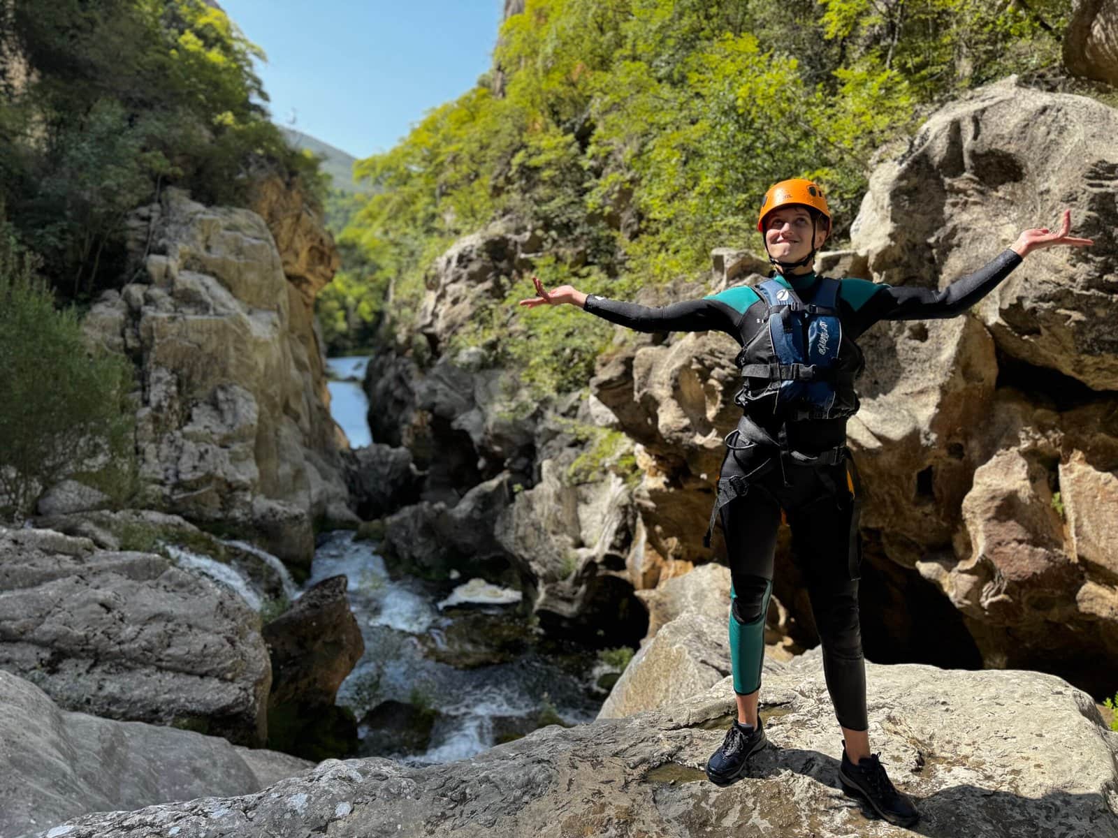 What Happens to Your Body During Canyoning? (The Adrenaline Biology Explained Through Every Moment of the Tour on the Cetina river)